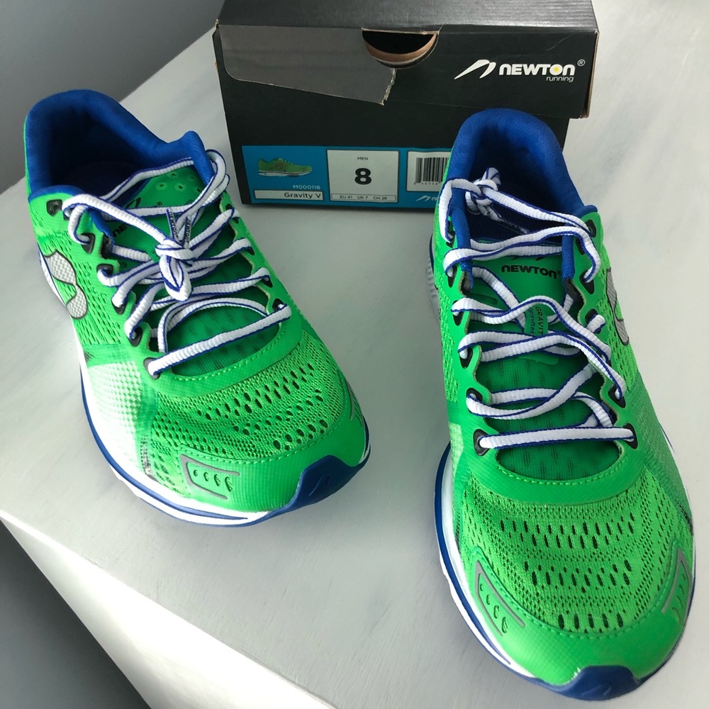 NIB Newton Men Gravity V size 8